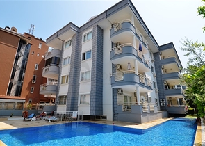 Трёхкомнатная квартира с мебелью в районе Оба