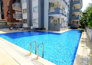 Трёхкомнатная квартира с мебелью в районе Оба