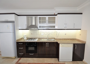 Трёхкомнатная квартира с мебелью в районе Оба