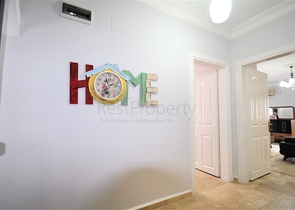 Трёхкомнатная квартира с мебелью в районе Оба