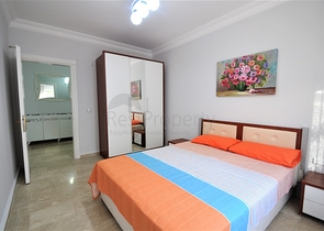 Трёхкомнатная квартира с мебелью в районе Оба