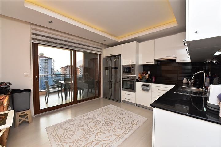 Квартира с мебелью для большой семьи 