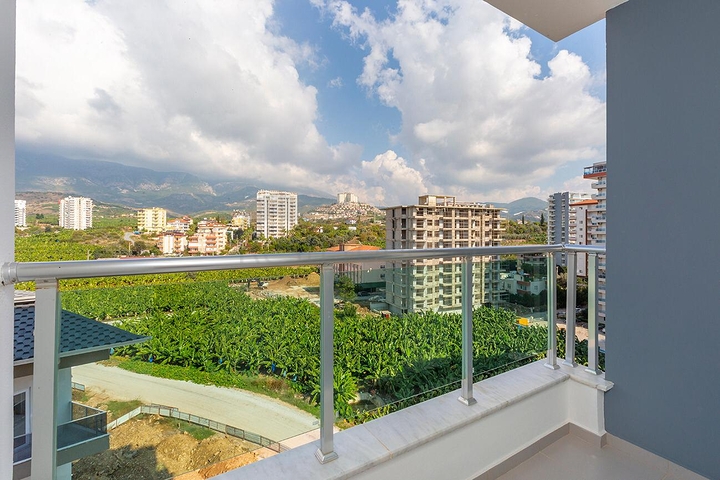 Трехкомнатная квартира с мебелью в Махмутларе