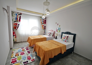 Трехкомнатная квартира с мебелью в Махмутларе