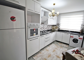 Трехкомнатная квартира с мебелью в Махмутларе