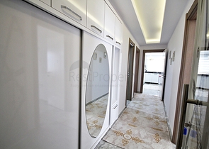 Трехкомнатная квартира с мебелью в Махмутларе