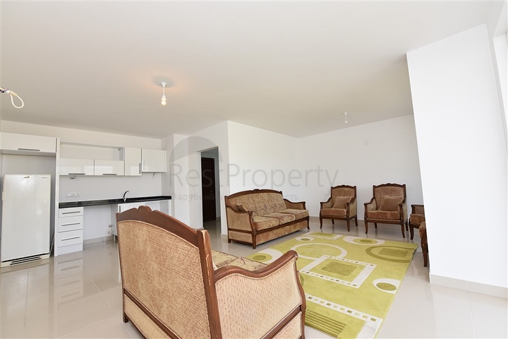 Большой пентхаус с видом на горы в Демирташе