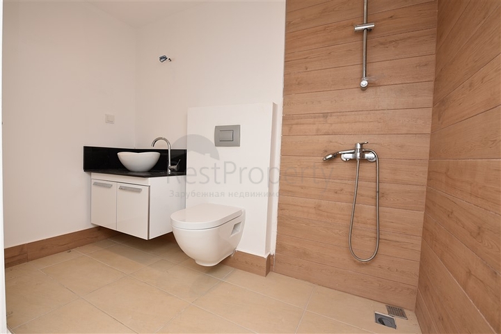 Большой пентхаус с видом на горы в Демирташе