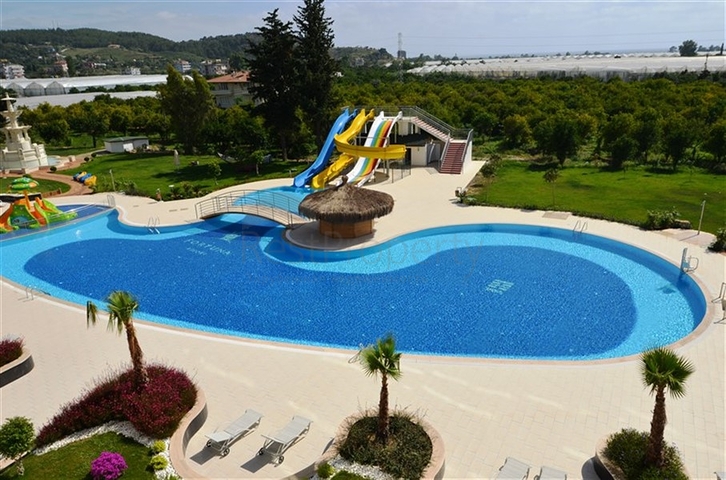 Большой пентхаус с видом на горы в Демирташе