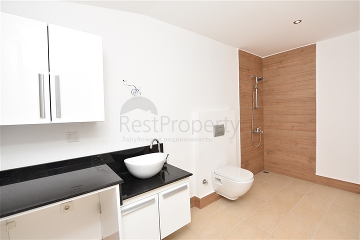 Большой пентхаус с видом на горы в Демирташе