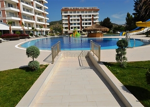 Большой пентхаус с видом на горы в Демирташе