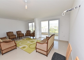 Большой пентхаус с видом на горы в Демирташе