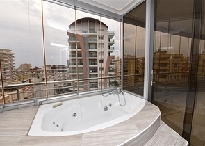 Трехкомнатная квартира в районе Махмутлар