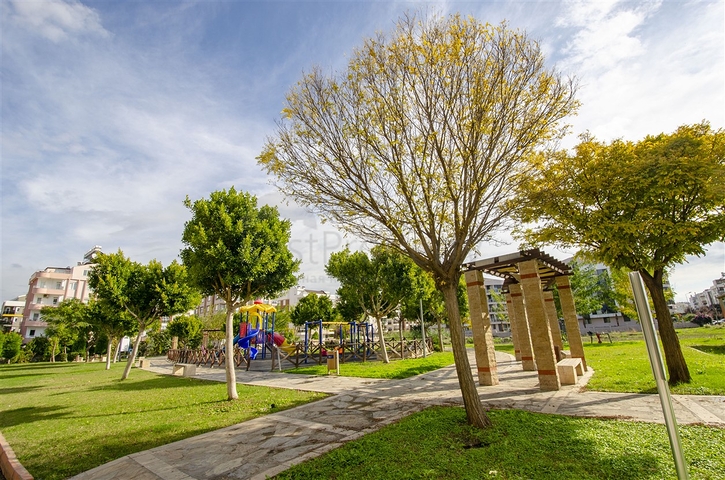 Квартира 1+1 в микрорайне Лиман Коньяалты 600 м до моря