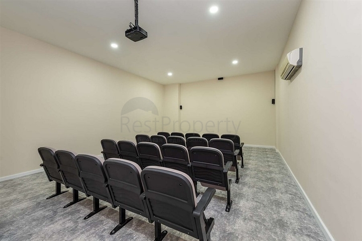 Грандиозный комплекс в Авсалларе