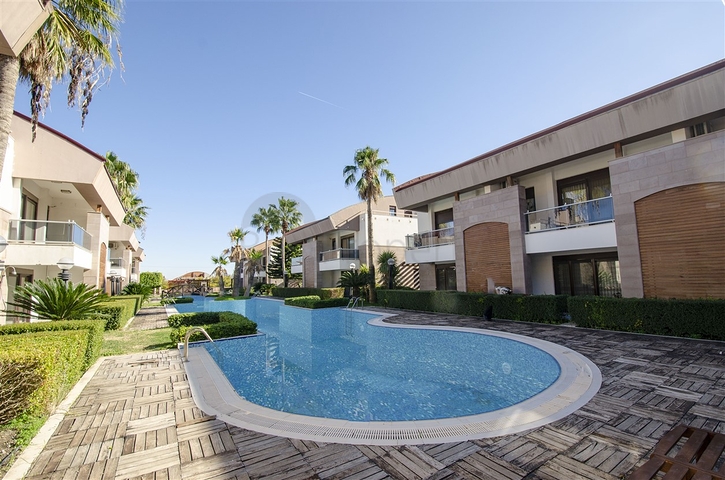 Вилла 6+1 в районе Коньяалты Анталья 500 м до моря