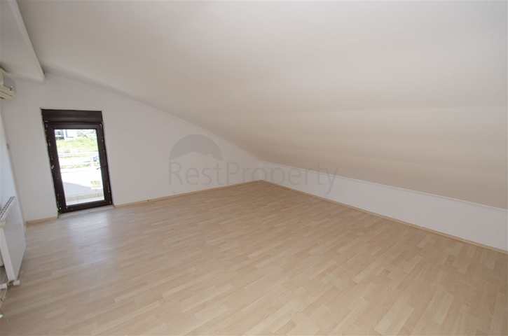 Вилла 6+1 в районе Коньяалты Анталья 500 м до моря