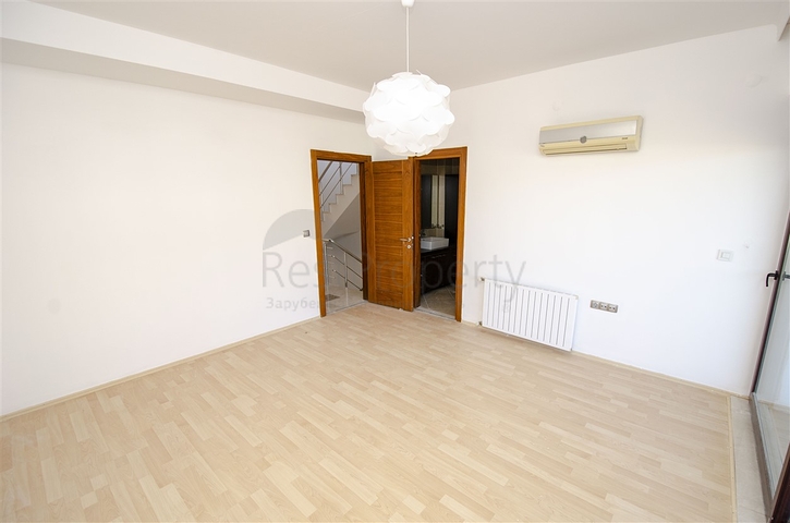 Вилла 6+1 в районе Коньяалты Анталья 500 м до моря