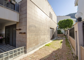 Вилла 6+1 в районе Коньяалты Анталья 500 м до моря