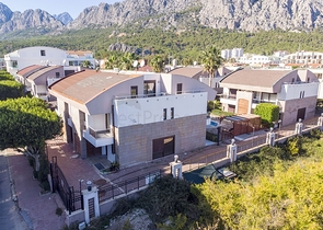 Вилла 6+1 в районе Коньяалты Анталья 500 м до моря