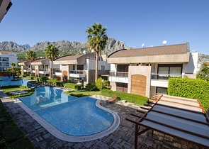 Вилла 6+1 в районе Коньяалты Анталья 500 м до моря