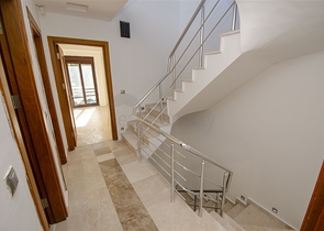 Вилла 6+1 в районе Коньяалты Анталья 500 м до моря