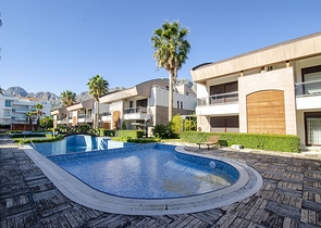 Вилла 6+1 в районе Коньяалты Анталья 500 м до моря