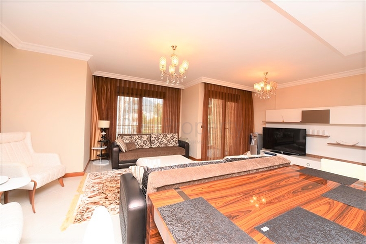 Меблированная квартира 2+1 в центре Алании