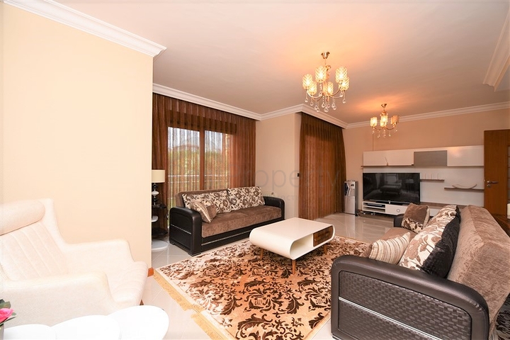 Меблированная квартира 2+1 в центре Алании