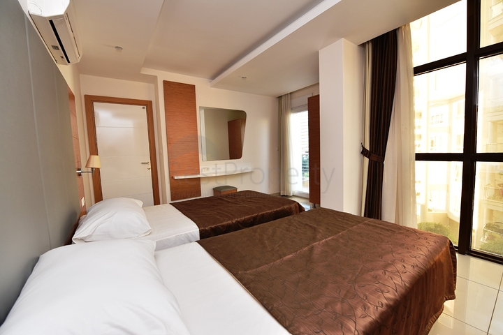 Меблированная квартира с двумя спальнями на аренду.