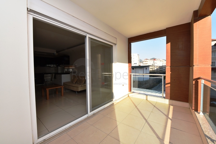 Меблированная квартира с двумя спальнями на аренду.