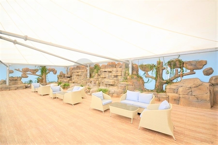 Меблированная квартира с двумя спальнями на аренду.