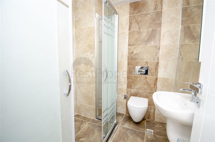 Пентхаус 4+1 в комплексе 600 м до моря в Коньяалты