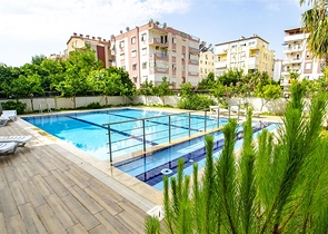 Пентхаус 4+1 в комплексе 600 м до моря в Коньяалты