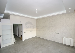 Пентхаус 4+1 в комплексе 600 м до моря в Коньяалты