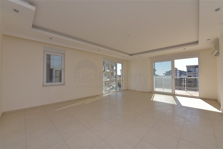 Пентхаус с тремя спальнями в районе Авсаллар