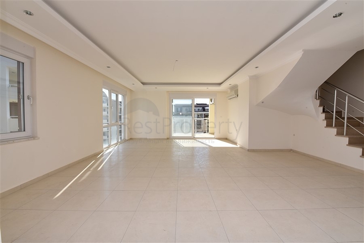 Пентхаус с тремя спальнями в районе Авсаллар