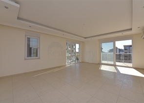 Пентхаус с тремя спальнями в районе Авсаллар