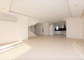 Пентхаус с тремя спальнями в районе Авсаллар