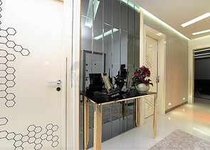 Квартира планировка 3+1 с видом на порт в центре Алании