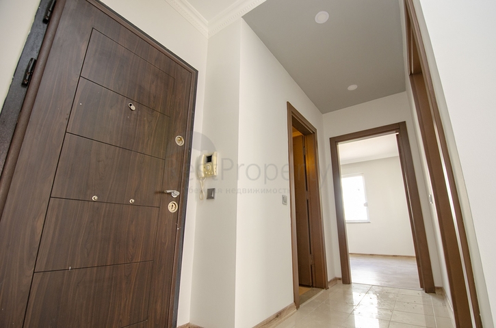 Трехкомнатная квартира в Лимане Коньяалты 700 м до моря