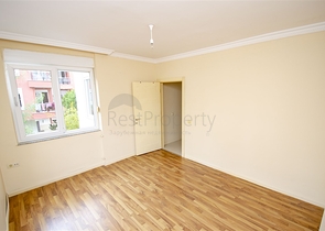 Трехкомнатная квартира в Лимане Коньяалты 700 м до моря