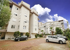 Трехкомнатная квартира в Лимане Коньяалты 700 м до моря