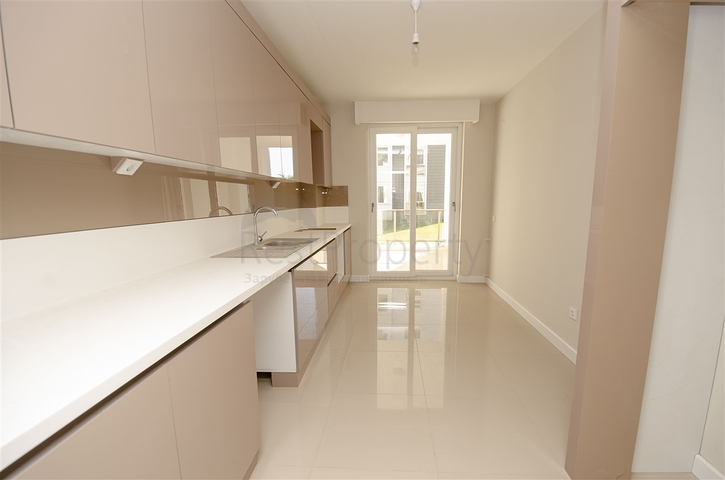 Просторные квартиры 3+1 в готовом проекте в Кепезе