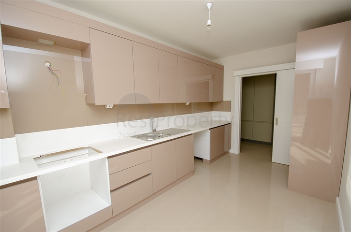 Просторные квартиры 3+1 в готовом проекте в Кепезе