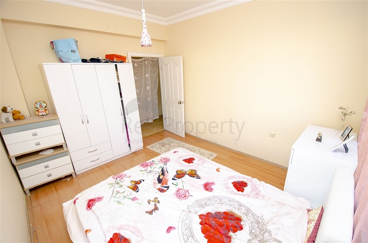 Двухкомнатная квартира в районе Лиман Коньяалты 800 м до моря