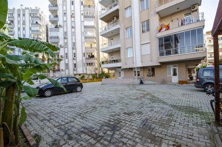 Двухкомнатная квартира в районе Лиман Коньяалты 800 м до моря