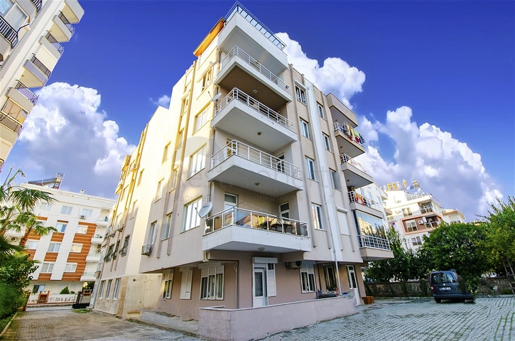 Двухкомнатная квартира в районе Лиман Коньяалты 800 м до моря