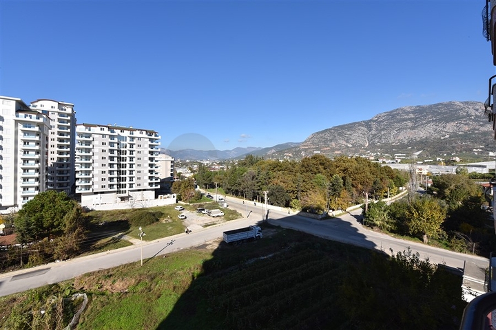 Квартира с двумя спальнями в Махмутларе