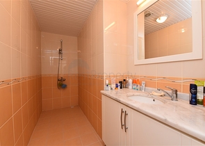 Квартира с двумя спальнями в Махмутларе